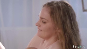 Fullos milf és tini csajszi Thumb