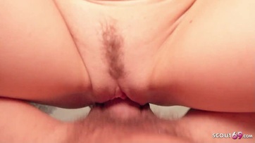 Szexis ukrán spiné nyilvánosan összeszedve és szerteszéjjel kuffantva a szex castingen Thumb